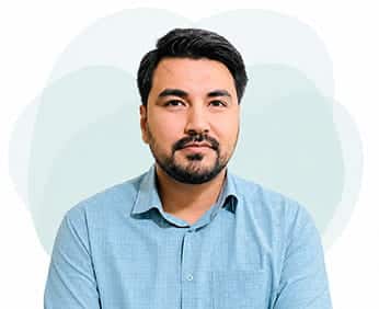 دکتر مهدی خدادوست